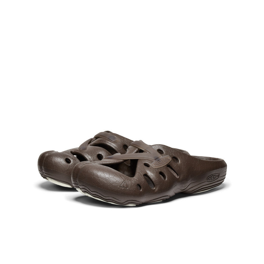 Keen Classic - All Gender Yogeez Clog x Pilgrim Surf + Supply Chocolate Brown/Whisper White